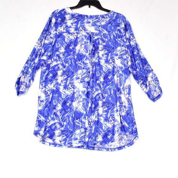 C. D. Daniels Women's Blue Roll Tap Sleeve Blouse Size 1X - Picture 4 of 4